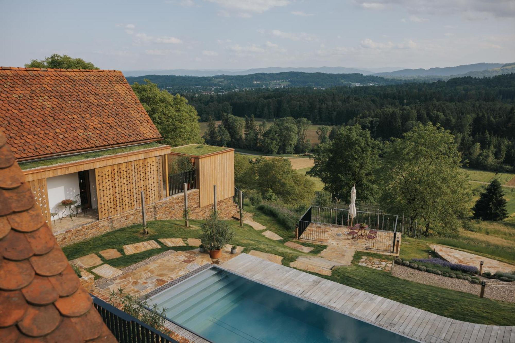 Am Wildbachberg - Luxus Ferienhaeuser Mit Infinitypool, Privatsauna Und Weinkeller Deutschlandsberg Exterior foto